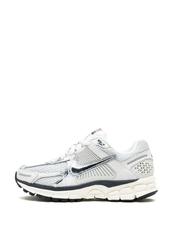 Nike
Vomero 5 "Photon Dust" sneakers