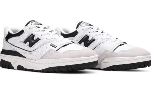 New Balance 550 - Black & White